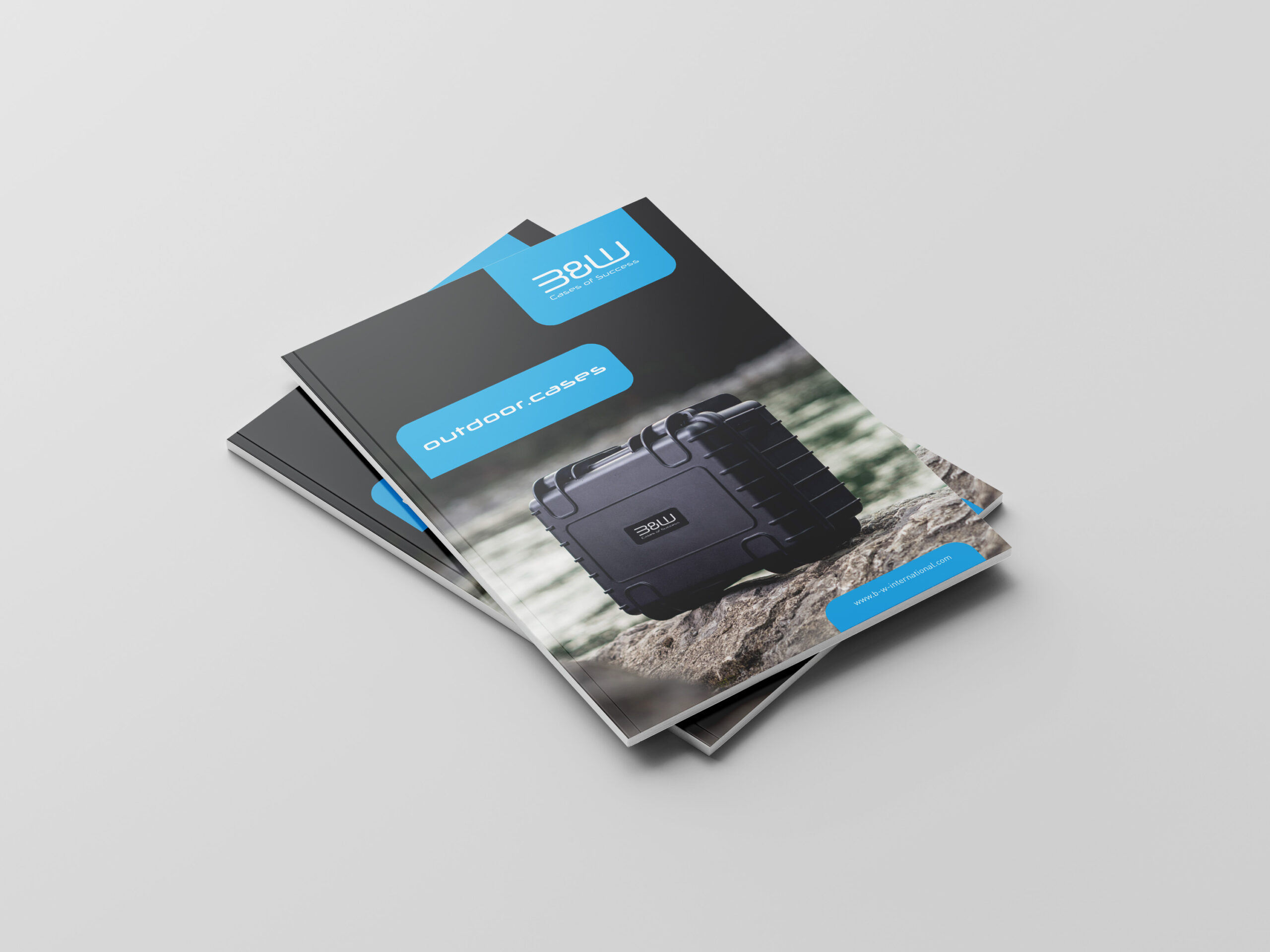 outdoor-case-catalogue_mockup_bw-international