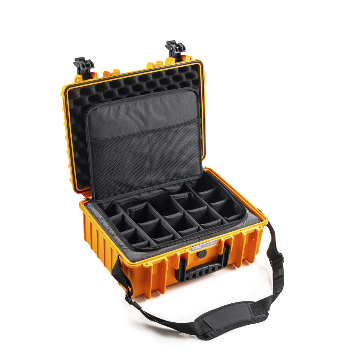 bw.case PP.221.TEX | Combination of the B&W bag and a robust B&W multipurpose case